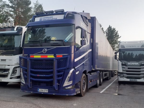Klikkaa kuvaa nähdäksesi se täysikokoisena
==============
Kempeleen Siirtokuljetuksen Volvo FH
Kempeleen Siirtokuljetuksen Volvo FH hct-yhdistelmä.
Avainsanat: Kempeleen Siirtokuljetus Volvo FH ST1 Hirvaskangas Hct Lilla-Risto Kempeleen Siirtokuljetuksen Volvo FH
Kempeleen Siirtokuljetuksen Volvo FH hct-yhdistelmä.
Avainsanat: Kempeleen Siirtokuljetus Volvo FH ST1 Hirvaskangas Hct Lilla-Risto