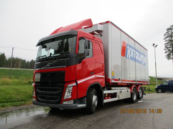 Kiitolinjan Volvo FH
Kiitolinjan Volvo FH.
Avainsanat: Kiitolinja Volvo FH Shell Hirvaskangas