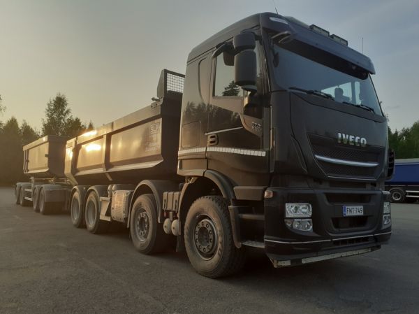 Ko-Pa Logisticsin Iveco X-Way 570
Ko-Pa Logistic Oy:n Iveco X-Way 570 sorayhdistelmä.
Avainsanat: Ko-Pa Logistic Iveco X-Way 570 ABC Hirvaskangas