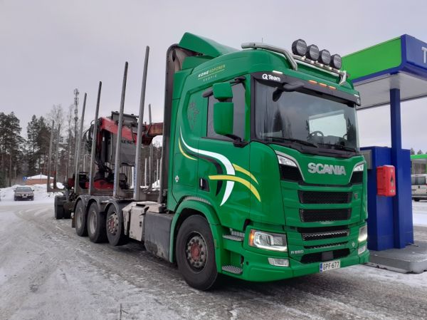 Kone Koposen Scania R660
Kone Koposen Scania R660 puutavarayhdistelmä.
Avainsanat: KoneKoponen Scania R660