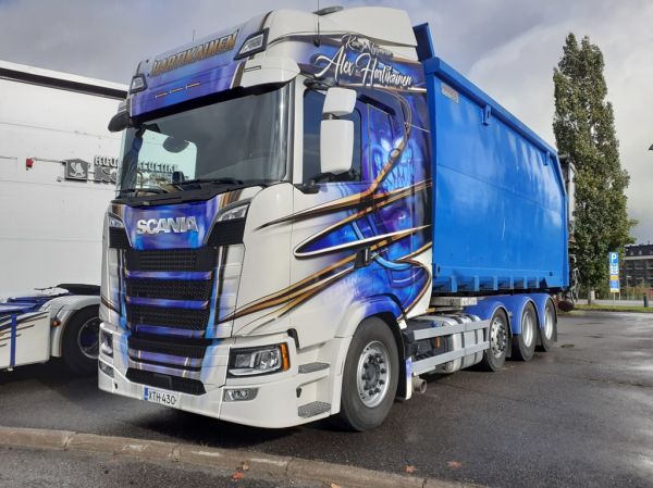 Klikkaa kuvaa nähdäksesi se täysikokoisena
==============
Kone ja Työpalvelu A Hartikaisen Scania
Kone ja Työpalvelu A Hartikainen Ky:n Scania "Tazmanian Devil" vaihtolava-auto.
Avainsanat: Hartikainen Scania Tazmanian Devil Tahko26 Kone ja Työpalvelu A Hartikaisen Scania
Kone ja Työpalvelu A Hartikainen Ky:n Scania "Tazmanian Devil" vaihtolava-auto.
Avainsanat: Hartikainen Scania Tazmanian Devil Tahko26