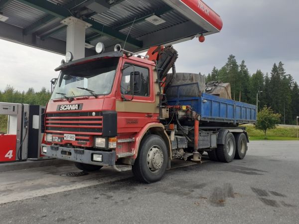 Konekorjaamo Salmisen Scania 112H
Konekorjaamo Salmisen nosturilla varustettu Scania 112H.
Avainsanat: Salminen Scaia 112H ABC Hirvaskangas