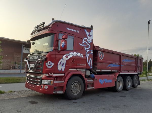 Koneneliön Scania
Koneneliö Oy:n Scania "Red Dream"  sora-auto.
Avainsanat: Koneneliö Scania Red Dream Hirvaskangas