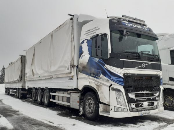 Koneurakointi A Sammaliston Volvo FH
Koneurakointi A Sammalisto Oy:n Volvo FH hakeyhdistelmä.
Avainsanat: Sammalisto KAS Volvo FH ABC Hirvaskangas
