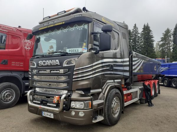 Koneurakointi Laitinen&Väänäsen Scania R730
Koneurakointi Laitinen&Väänänen Oy:n Scania R730 sora-auto.
Avainsanat: Laitinen&Väänänen Scania R730 Tahko25 Poeka
