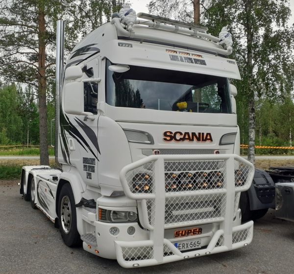 Klikkaa kuvaa nähdäksesi se täysikokoisena
==============
Koneurakointi P Sutisen Scania
Koneurakointi P Sutisen Scania rekkaveturi.
Avainsanat: Sutinen Scania Runni26 Koneurakointi P Sutisen Scania
Koneurakointi P Sutisen Scania rekkaveturi.
Avainsanat: Sutinen Scania Runni26