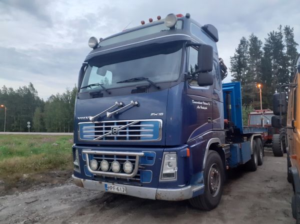 Klikkaa kuvaa nähdäksesi se täysikokoisena
==============
Koneurakointi Viitasen Volvo FH16
Koneurakointi Viitanen Oy:n nosturilla varustettu Volvo FH16 vaihtolava-auto.
Avainsanat: Viitanen Volvo FH16 Hirvaskangas Koneurakointi Viitasen Volvo FH16
Koneurakointi Viitanen Oy:n nosturilla varustettu Volvo FH16 vaihtolava-auto.
Avainsanat: Viitanen Volvo FH16 Hirvaskangas
