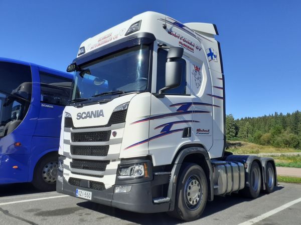 S Kantosen Scania R500
Kosken Autokeskus Oy:n ajossa oleva S Kantosen Scania R500 rekkaveturi.
Avainsanat: Kantonen Scania R500 Kosken Autokeskus