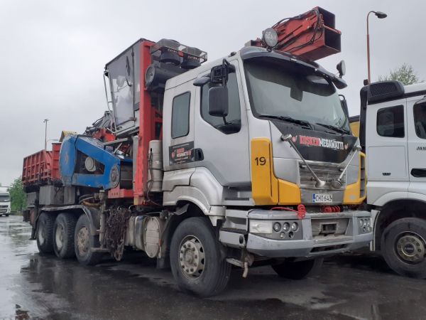 Kosken Megawatin Sisu R500
Kosken Megawatti Oy:n Sisu R500 autohakkuri.
Avainsanat: Megawatti Sisu R500 ABC Hirvaskangas 19