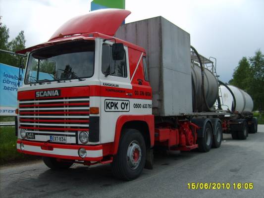 Kangasalan Pumppauskeskuksen Scania 141
Kangasalan Pumppauskeskuksen Scania 141 säiliöyhdistelmä.
Avainsanat: Pumppauskeskus Scania 141 KPK Neste