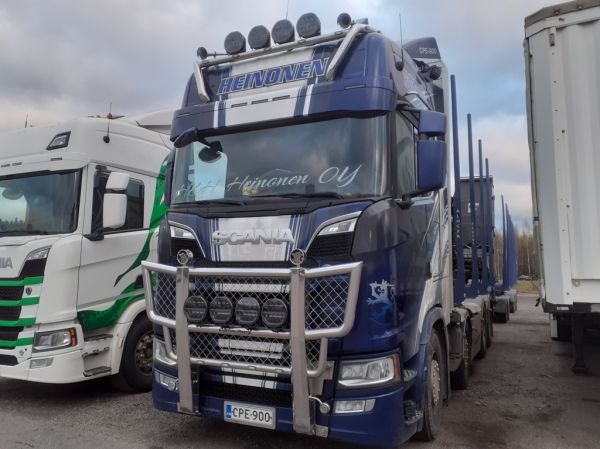 Klikkaa kuvaa nähdäksesi se täysikokoisena
==============
Kuljetus H&H Heinosen Scania R660
Kuljetus H&H Heinonen Oy:n Scania R660 puutavarayhdistelmä.
Avainsanat: Heinonen Scania R660 Hirvaskangas Kuljetus H&H Heinosen Scania R660
Kuljetus H&H Heinonen Oy:n Scania R660 puutavarayhdistelmä.
Avainsanat: Heinonen Scania R660 Hirvaskangas
