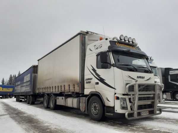 Kuljetus H Mannisen Volvo FH
Kuljetus H Mannisen Volvo FH täysperävaunuyhdistelmä.
Avainsanat: Manninen Volvo FH ABC Hirvaskangas