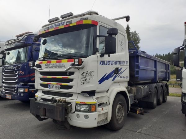 Kuljetus Huttusen Scania
Kuljetus Huttunen Oy:n Scania sora-auto.
Avainsanat: Huttunen Scania