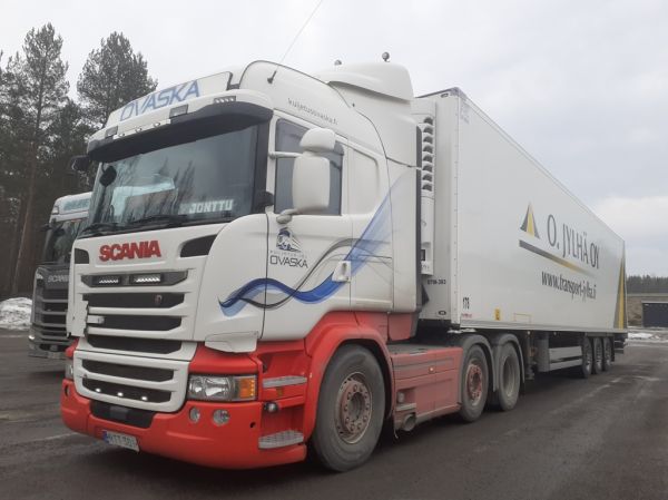 Kuljetus J&J Ovaskan Scania
Kuljetus J&J Ovaskan Scania puoliperävaunuyhdistelmä.
Avainsanat: Ovaska Jylhä Scania Shell Hirvaskangas Jonttu