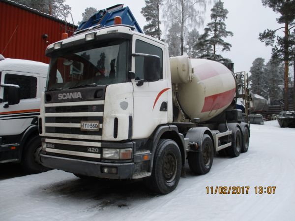 Kuljetus Kuparin Scania 124
Kuljetus Kupari Ky:n Scania 124 betoniauto.
Avainsanat: Kupari Scania 124