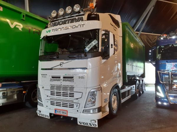 Kuljetus Nuortevan Volvo FH540
Kuljetus Nuorteva Ky:n Volvo FH540 vaihtolava-auto.
Avainsanat: Nuorteva Volvo FH540 Niko Himos22