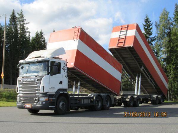 Kuljetus O.J. Niemisen Scania R500
Kuljetus O.J. Nieminen Oy:n Scania R500 täysperävaunuyhdistelmä.
Avainsanat: Nieminen Scania R500 ABC Hirvaskangas