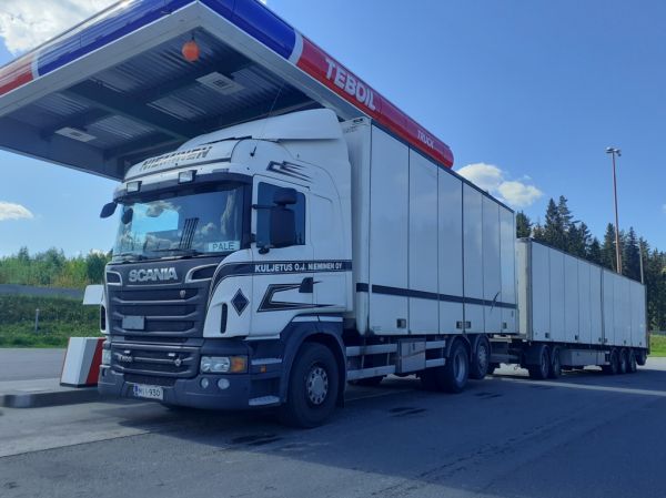 Kuljetus O.J Niemisen Scania R500 
Kuljetus O.J Nieminen Oy:n Scania R500 täysperävaunuyhdistelmä. 
Avainsanat: Nieminen Scania R500 ABC Hirvaskangas Pale