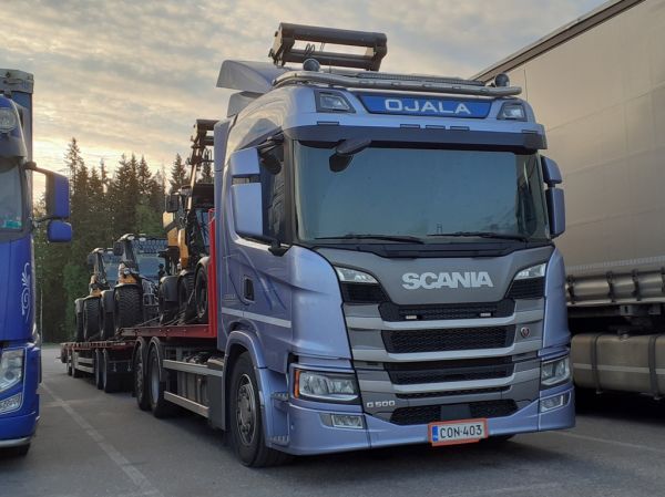 Kuljetus PJP Ojalan Scania G500
Kuljetus PJP Ojala Oy:n Scania G500 täysperävaunuyhdistelmä.
Avainsanat: Ojala Scania G500 ABC Hirvaskangas