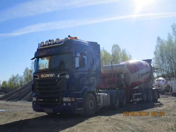 Kuljetus Pinolan Scania R560
Kuljetus Pinola Oy:n Scania R560 betonipuolikas.
Avainsanat: Pinola Scania R560