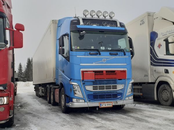 Kuljetus Ranta-Eskolan Volvo FH460
Kuljetus Ranta-Eskola Ky:n Volvo FH460 puoliperävaunuyhdistelmä.
Avainsanat: Ranta-Eskola Volvo FH460 ABC Hirvaskangas