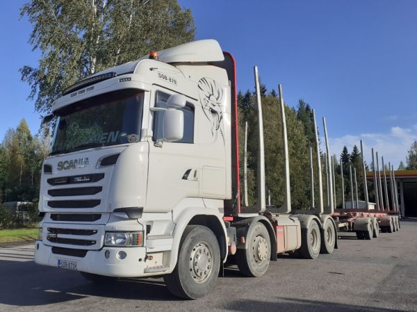 Kuljetus Tarkiaisen Scania R520
Kuljetus Tarkiaisen Scania R520 puutavarayhdistelmä.
Avainsanat: Tarkiainen Scania R520 Shell Hirvaskangas