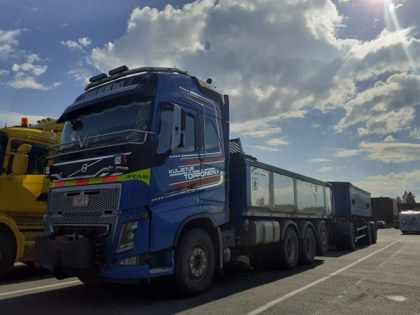 Kuljetus Töppösen Volvo FH16
Kuljetus Töppösen Volvo FH16 sorayhdistelmä.
Avainsanat: Töppönen Volvo FH16 ABC Hirvaskangas