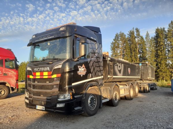 Klikkaa kuvaa nähdäksesi se täysikokoisena
==============
Nosto ja Maanrakennus Villmanin Scania R660
Nosto ja Maanrakennus Villman Oy:n Scania R660 sorayhdistelmä.
Avainsanat: Villman Scania R660 Hirvaskangas Nosto ja Maanrakennus Villmanin Scania R660
Nosto ja Maanrakennus Villman Oy:n Scania R660 sorayhdistelmä.
Avainsanat: Villman Scania R660 Hirvaskangas