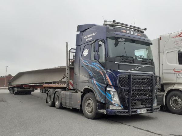 Kuljetus Virran Volvo FH540
Kuljetus Virta Oy:n Volvo FH540 puoliperävaunuyhdistelmä.
Avainsanat: Virta Volvo FH540 ABC Hirvaskangas