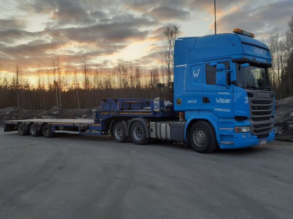 Kuljetus Welinin Scania R490
Kuljetus Welin Oy:n Scania R490 puoliperävaunuyhdistelmä

Avainsanat: Welin Scania R490 ABC Hirvaskangas 3