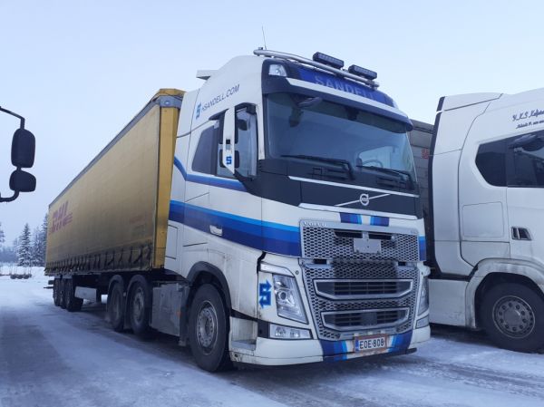 Kuljetusliike H Sandellin Volvo FH
Kuljetusliike H Sandellin Volvo FH puoliperävaunuyhdistelmä.
Avainsanat: Sandell Volvo FH ABC Hirvaskangas