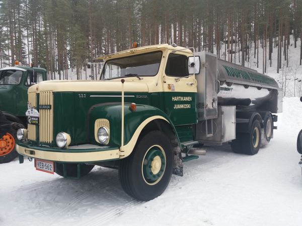 Kuljetusliike Hartikaisen Scania 111
Kuljetusliike Hartikaisen Scania 111 maitoauto.
Avainsanat: Hartikainen Scania 111