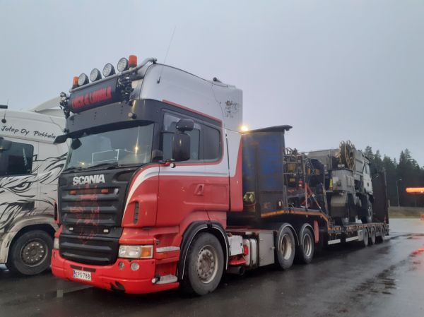 Klikkaa kuvaa nähdäksesi se täysikokoisena
==============
Kuljetusliike Lück&Laurilan Scania
Kuljetusliike Lück&Laurilan Scania lavettiyhdistelmä.
Avainsanat: Lück&Laurila Scania ABC Hirvaskangas Kuljetusliike Lück&Laurilan Scania
Kuljetusliike Lück&Laurilan Scania lavettiyhdistelmä.
Avainsanat: Lück&Laurila Scania ABC Hirvaskangas