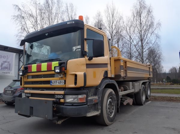 Kuljetusliike Oksasen Scania 114
Kuljetusliike Oksasen Scania sora-auto.
Avainsanat: Oksanen Scania 114