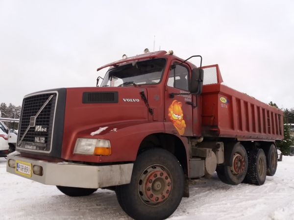 Kuljetuspalvelu S Salmisen Volvo NL12
Kuljetuspalvelu S Salmisen Volvo NL12 sora-auto.
Avainsanat: Salminen Volvo NL12 Karvinen