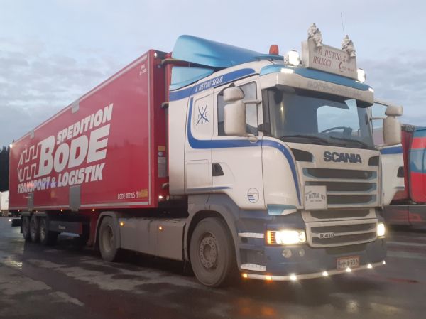 Klikkaa kuvaa nähdäksesi se täysikokoisena
==============
L Retvan Scania R410
L Retva Oy:n Scania R410 puoliperävaunuyhdistelmä.
Avainsanat: Retva Scania R410 ABC Hirvaskangas L Retvan Scania R410
L Retva Oy:n Scania R410 puoliperävaunuyhdistelmä.
Avainsanat: Retva Scania R410 ABC Hirvaskangas