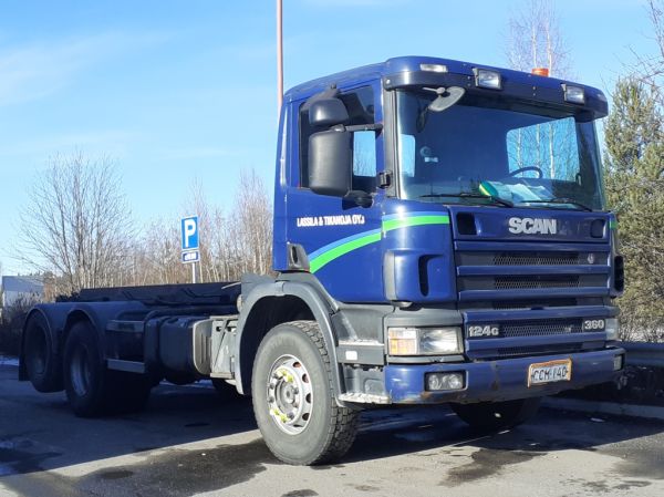 Lassila&Tikanojan Scania 124
Lassila&Tikanoja Oyj:n Scania 124 vaihtolava-auto.
Avainsanat: Lassila&Tikanoja Scania 124 L&T ABC Hirvaskangas