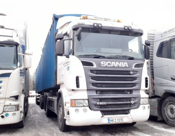 Lassila&Tikanojan Scania R500
Lassila&Tikanoja Oyj:n Scania R500 täysperävaunuyhdistelmä.
Avainsanat: Lassila&Tikanoja Scania R500 L&T ABC Hirvaskangas
