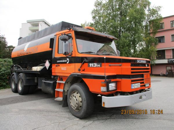 Lemminkäisen Scania T113H
Lemminkäisen Scania T113H bitumin kuljetusauto.
Avainsanat: Lemminkäinen Scania T113H 9800