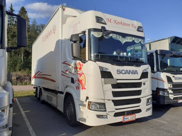 M Koskisen Scania R500
M Koskinen Ky:n Scania R500 hakeauto.
Avainsanat: M-Koskinen Scania R500