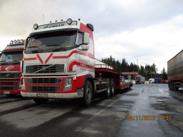 Maanrakennus Inolan Volvo FH16
Maanrakennus V Inola Oy:n Volvo FH16 lavettiyhdistelmä.
Avainsanat: Inola Volvo FH16 ABC Hirvaskangas