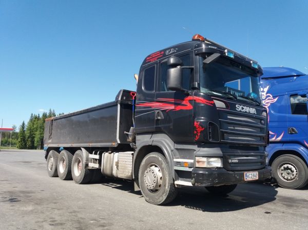 Maanrakennus Kinnusen Scania R480
Maanrakennus Kinnunen Oy:n Scania R480 sora-auto.
Avainsanat: Kinnunen Scania R480 ABC Hirvaskangas