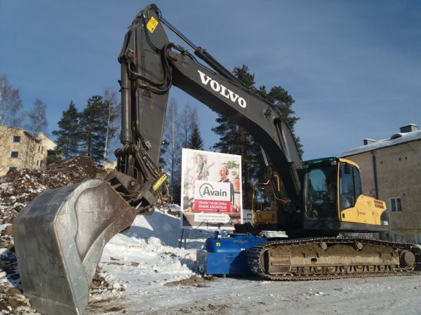 Kaivurit, maansiirto - Maanrakennus Koivusen Volvo EC290G -   | Konegalleria konekuskeille