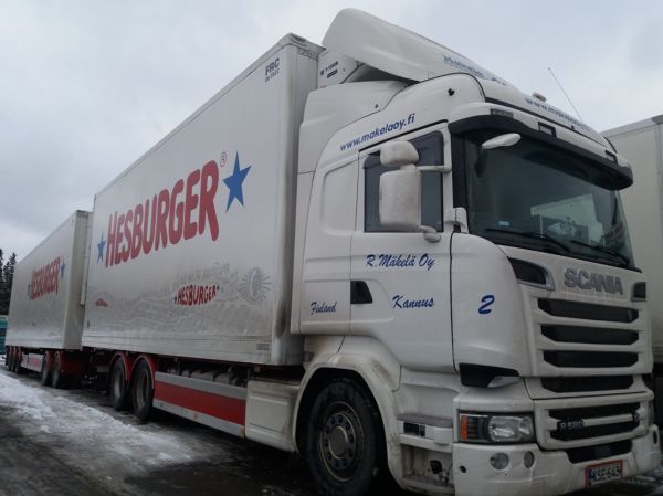 R Mäkelän Scania R580
R Mäkelä Oy:n Scania R580 täysperävaunuyhdistelmä.
Avainsanat: R-Mäkelä Scania R580 Hesburger ABC Hirvaskangas 2