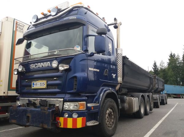 Manijahdin Scania
Manijahti Oy:n  Scania sorayhdistelmä.
Avainsanat: Manijahti Scania ABC Hirvaskangas Puuha-Pete