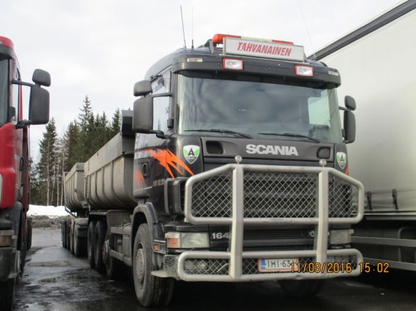 Manijahdin Scania 164
Manijahti Oy:n Scania 164 sorayhdistelmä.
Avainsanat: Manijahti Scania 164 ABC Hirvaskangas Tahvanainen