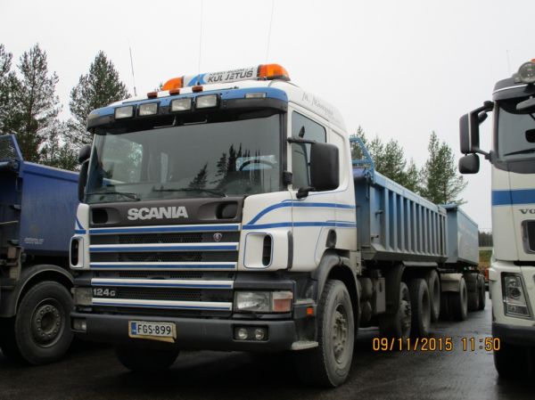 M Mäntysen Scania 124 
Keski-Suomen Kuljetuksen ajossa oleva M Mäntysen Scania 124 sorayhdistelmä.
Avainsanat: KSK Mäntynen Scania 124 Shell Hirvaskangas