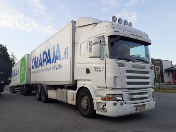 Melkoset Oy:n Scania R500
Melkoset Oy:n Scania R500 täysperävaunuyhdistelmä.
Avainsanat: Melkoset Scania R500 Omapaja Neste