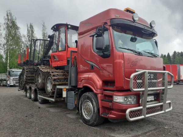 Metsäpalvelu Humalajoen Sisu R500
Metsäpalvelu Humalajoen Sisu R500 koneenkuljetusauto.
Avainsanat: Humalajoki Sisu R5500 Perho25