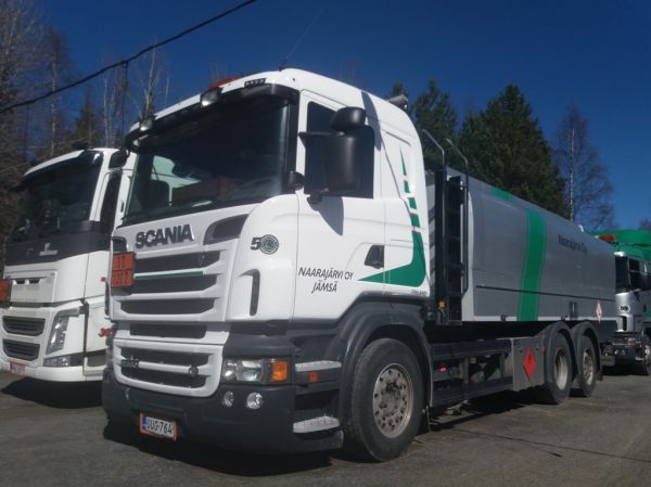 Naarajärven Scania R560
Naarajärvi Oy:n Scania R560 säiliöauto.
Avainsanat: Naarajärvi Scania R560